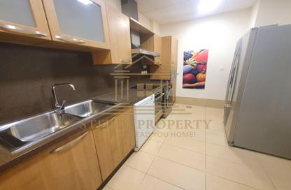 Apartment - 2 Bedrooms - 4 Bathrooms for rent in West Bay Tower - West Bay - West Bay - Doha
