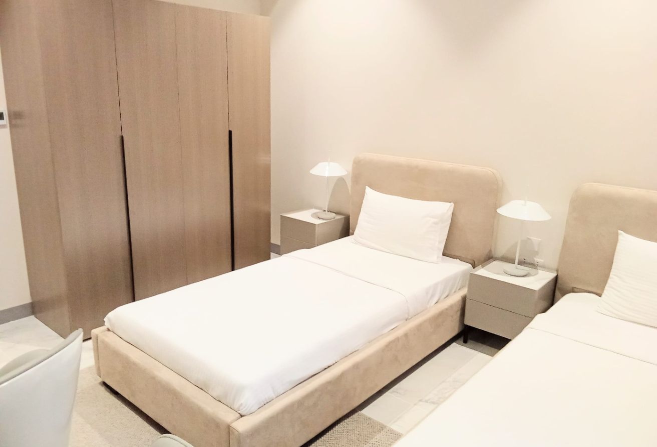 Premium 1BR | | Large 94 SQM Layout | Freehold thumbnail 7
