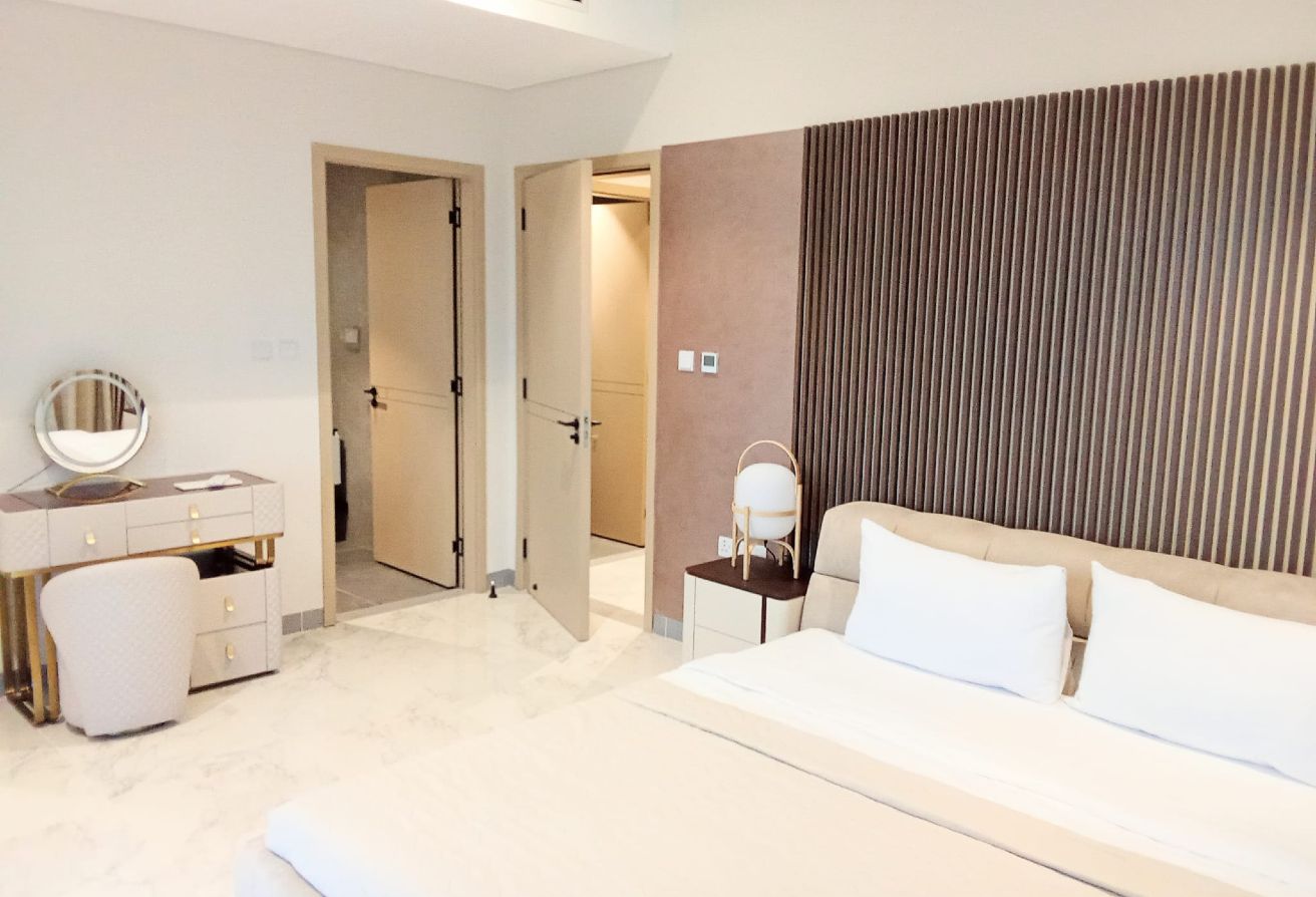 Premium 1BR | | Large 94 SQM Layout | Freehold thumbnail 3
