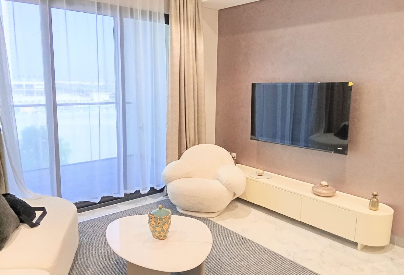 Premium 1BR | | Large 94 SQM Layout | Freehold thumbnail 13