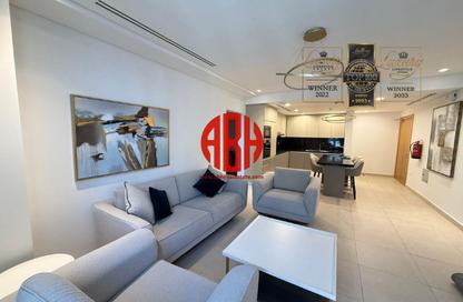 Apartment - 1 Bedroom - 2 Bathrooms for rent in Floresta Gardens - Floresta Gardens - The Pearl Island - Doha