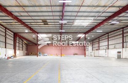 Warehouse - Studio - 1 for rent in Ras Abu Aboud - Doha