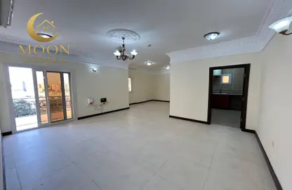 Apartment - 3 Bedrooms - 3 Bathrooms for rent in Fereej Bin Mahmoud North - Fereej Bin Mahmoud - Doha