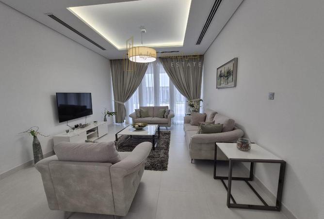 999145 - Property Image 2