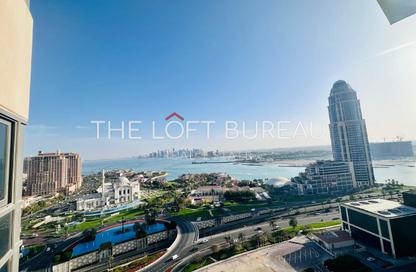 Apartment - 3 Bedrooms - 5 Bathrooms for rent in Abraj Bay - Abraj Quartiers - The Pearl Island - Doha