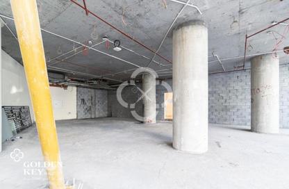 Shop - Studio - 2 for rent in Marina Tower 23 - Marina District - Lusail