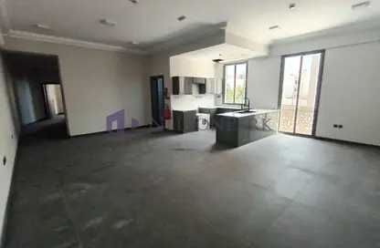 Apartment - 2 Bedrooms - 3 Bathrooms for rent in Bin Omran - Fereej Bin Omran - Doha