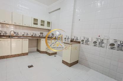 Apartment - 2 Bedrooms - 2 Bathrooms for rent in Al Najda Street - Madinat Khalifa North - Madinat Khalifa - Doha