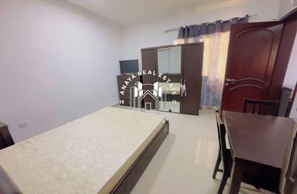 Villa - Studio - 1 Bathroom for rent in Bu Hamour Street - Abu Hamour - Doha