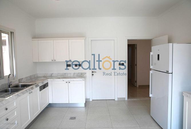 1003928 - Property Image 2