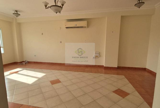 54542082 - صورة العقار 3