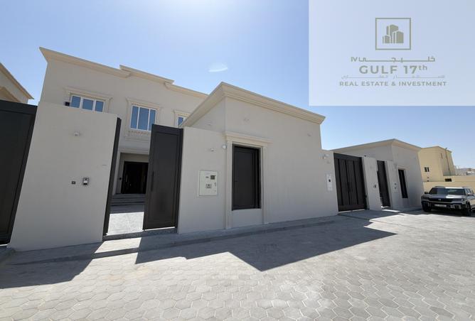 57032561 - Property Image 2