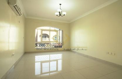 Villa - 4 - 5 for rent in Muraikh - AlMuraikh - Doha