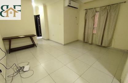 Apartment - 2 Bedrooms - 1 Bathroom for rent in Al Nasr Street - Al Nasr - Doha Apartment - 2 Bedrooms - 1 Bathroom for rent in Al Nasr Street - Al Nasr - Doha