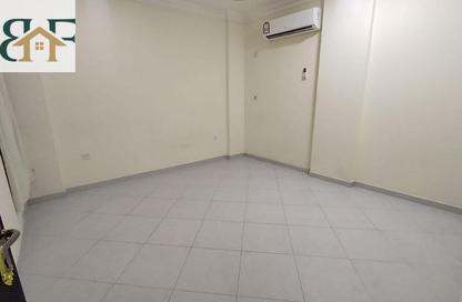 Apartment - 2 Bedrooms - 1 Bathroom for rent in Al Nasr Street - Al Nasr - Doha