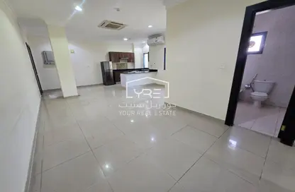 شقة - 3 غرف نوم - 2 حمامات للايجار في شارع  بو هامو - أبو هامور - الدوحة