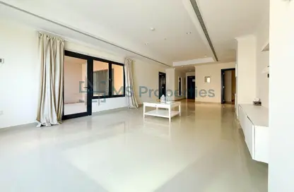 Apartment - 1 Bedroom - 2 Bathrooms for sale in East Porto Drive - Porto Arabia - The Pearl Island - Doha