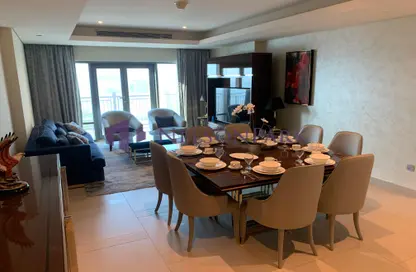 Townhouse - 2 Bedrooms - 3 Bathrooms for rent in Abraj Bay - Abraj Quartiers - The Pearl Island - Doha