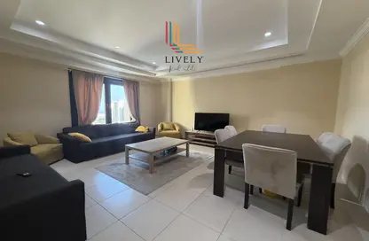 Apartment - 1 Bedroom - 2 Bathrooms for rent in West Porto Drive - Porto Arabia - The Pearl Island - Doha