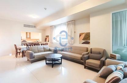 Apartment - 2 Bedrooms - 3 Bathrooms for sale in Viva West - Viva Bahriyah - The Pearl Island - Doha