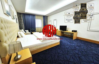 Apartment - Studio - 1 Bathroom for rent in Al Sadd Road - Al Sadd - Doha