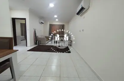 Apartment - 1 Bedroom - 1 Bathroom for rent in Umm Ghwailina Comm - Umm Ghuwalina - Umm Ghuwailina - Doha