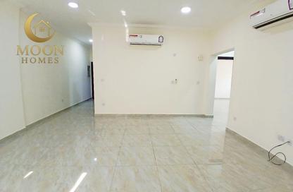 Apartment - 2 Bedrooms - 2 Bathrooms for rent in Muntazah 7 - Al Muntazah - Doha