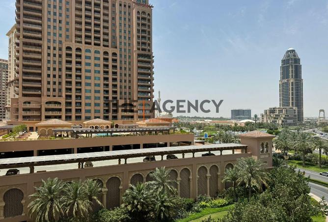 976505 - Property Image 2