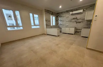 Apartment - 1 Bedroom - 1 Bathroom for rent in Musheireb - Doha