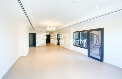 Apartment - 1 Bedroom - 2 Bathrooms for sale in West Porto Drive - Porto Arabia - The Pearl Island - Doha