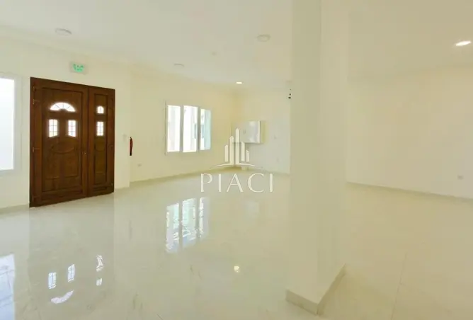 64200620 - Property Image 3