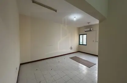 Apartment - 3 Bedrooms - 3 Bathrooms for rent in EB16 - Doha Al Jadeed - Doha
