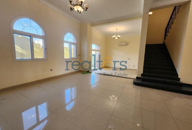 52000101 - Property Image 2