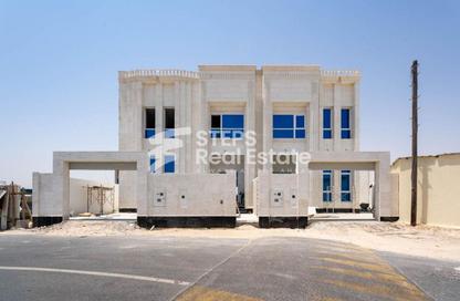 Villa - 5 Bedrooms - 6 Bathrooms for sale in Al Hanaa Street - Al Gharrafa - Doha