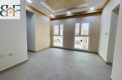 Apartment - 1 Bedroom - 2 Bathrooms for rent in Umm Ghwailina Comm - Umm Ghuwalina - Umm Ghuwailina - Doha