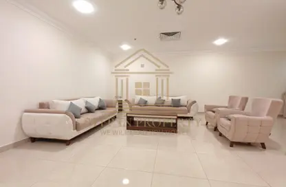 Apartment - 2 Bedrooms - 2 Bathrooms for rent in Fereej Abdul Aziz - Fereej Abdul Aziz - Doha