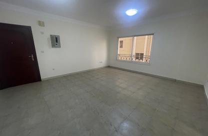 Apartment - 2 Bedrooms - 2 Bathrooms for rent in Fereej Bin Mahmoud South - Fereej Bin Mahmoud - Doha