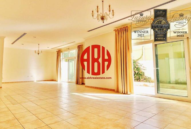 1002592 - Property Main Image