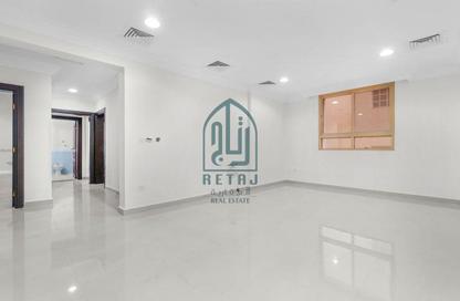 Apartment - 3 Bedrooms - 2 Bathrooms for rent in Al Sadd Road - Al Sadd - Doha