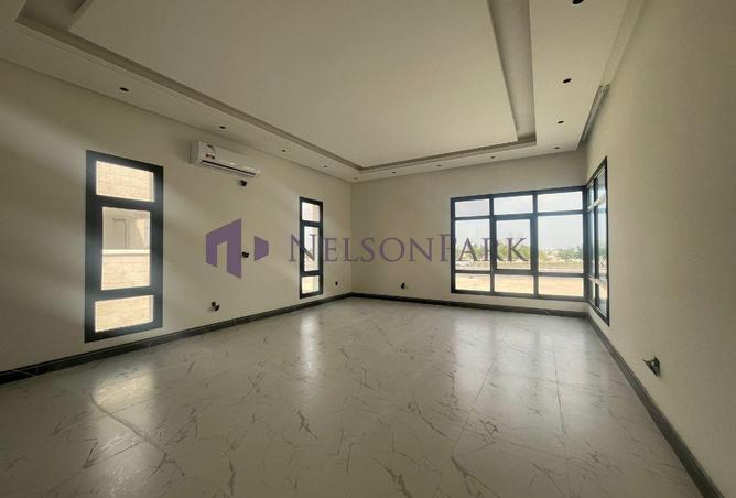 53009312 - Property Image 3