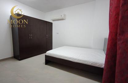 Apartment - 1 Bedroom - 1 Bathroom for rent in Umm Ghuwailina 4 - Umm Ghuwailina - Doha