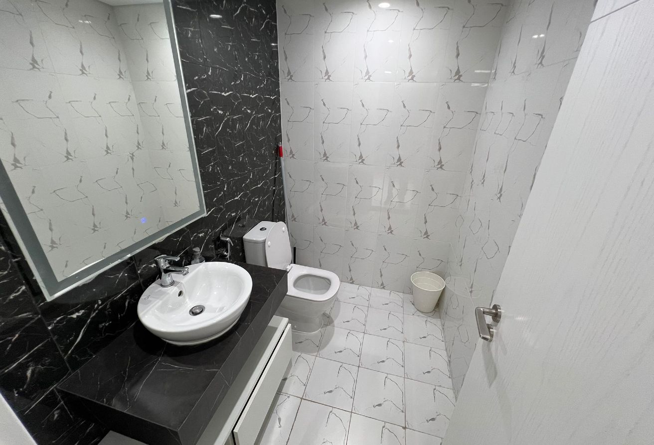ELEGANT 2BHK FULLY FURNISHED | BALCONY | PARK VIEW thumbnail 14