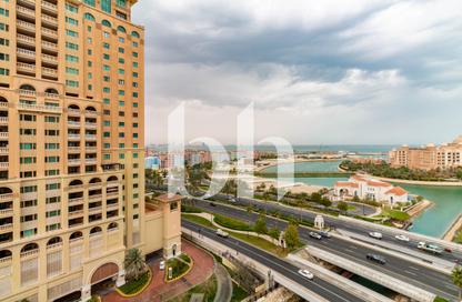 Apartment - 1 Bedroom - 2 Bathrooms for rent in West Porto Drive - Porto Arabia - The Pearl Island - Doha