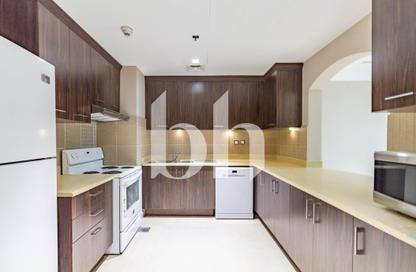 Apartment - 1 Bedroom - 2 Bathrooms for rent in West Porto Drive - Porto Arabia - The Pearl Island - Doha