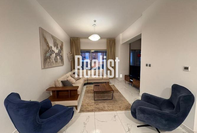 985767 - Property Main Image