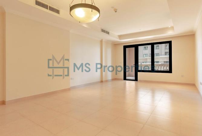 1005768 - Property Image 3