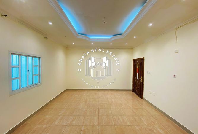 1012561 - Property Image 2