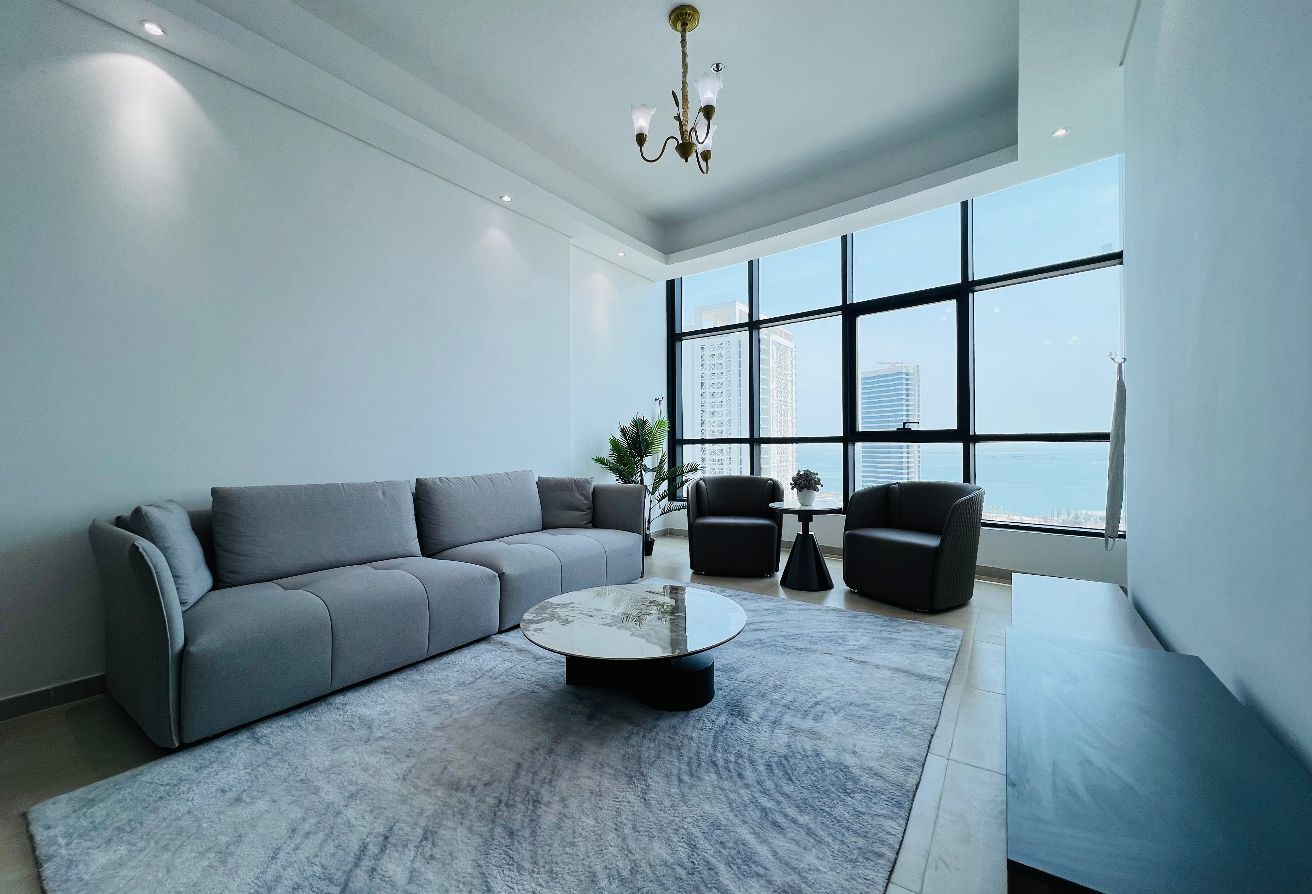 Up floor 2bhk full sea view luxury furnished 8500/ thumbnail 3