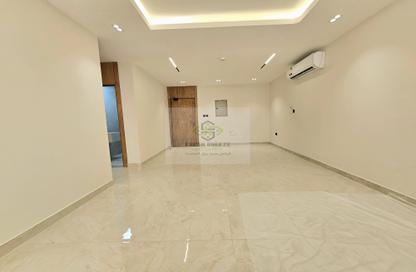 Apartment - 2 Bedrooms - 3 Bathrooms for rent in Al Mansoura - Al Mansoura - Doha