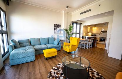 Apartment - 1 Bedroom - 2 Bathrooms for rent in Qanat Quartier - The Pearl Island - Doha